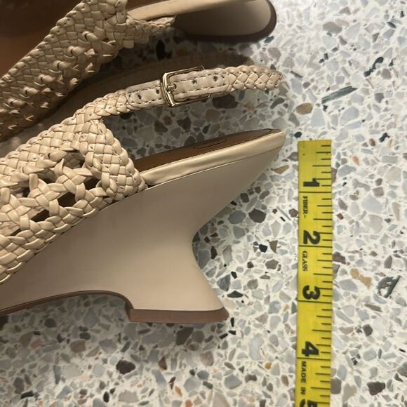 Impo Vasanti tan raffia rattan wedge heel sandal 9 - Picture 8 of 9